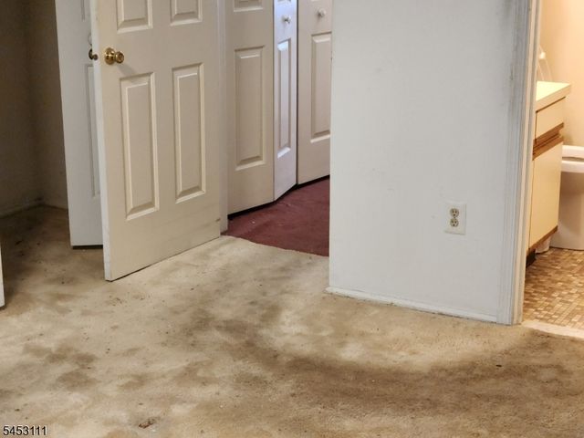 91 Stonehedge Ct 91, Franklin Twp., NJ 08873