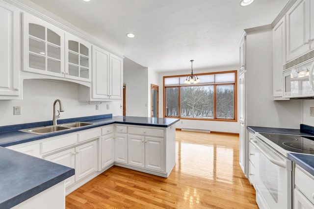 1655 REMINGTON RIDGE WAY, De Pere, WI 54115