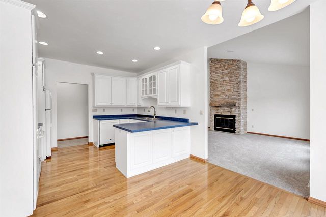 1655 REMINGTON RIDGE WAY, De Pere, WI 54115