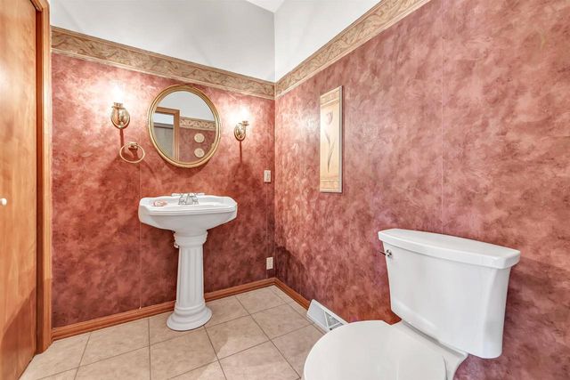 1655 REMINGTON RIDGE WAY, De Pere, WI 54115