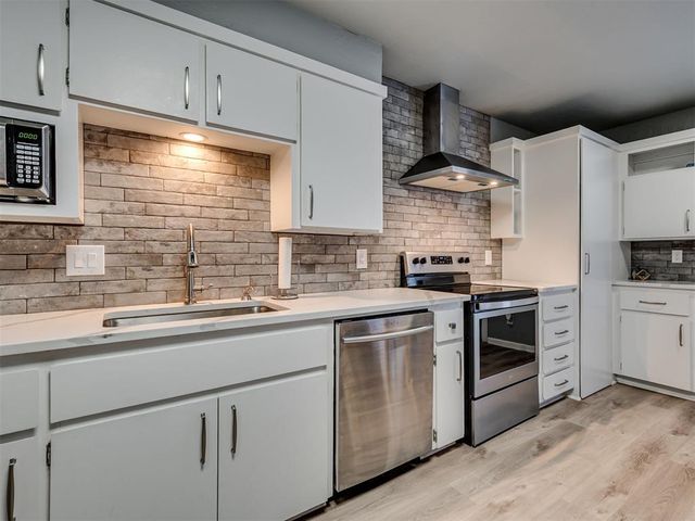 10011 Hefner Village Terrace, Oklahoma City, OK 73162