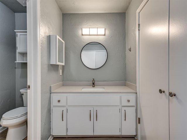 10011 Hefner Village Terrace, Oklahoma City, OK 73162