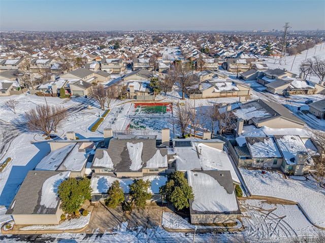 10011 Hefner Village Terrace, Oklahoma City, OK 73162