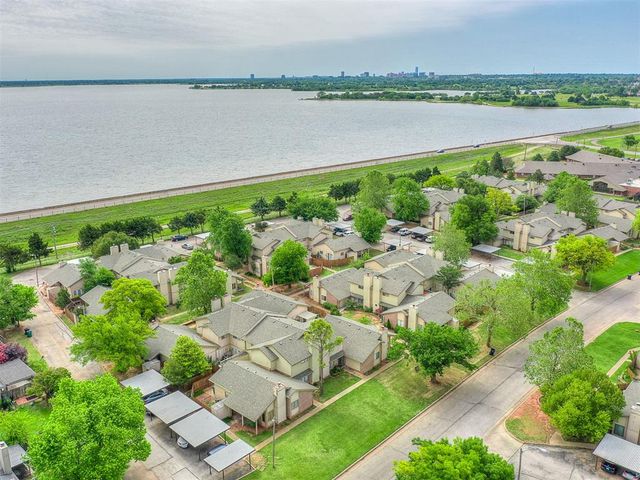 10011 Hefner Village Terrace, Oklahoma City, OK 73162