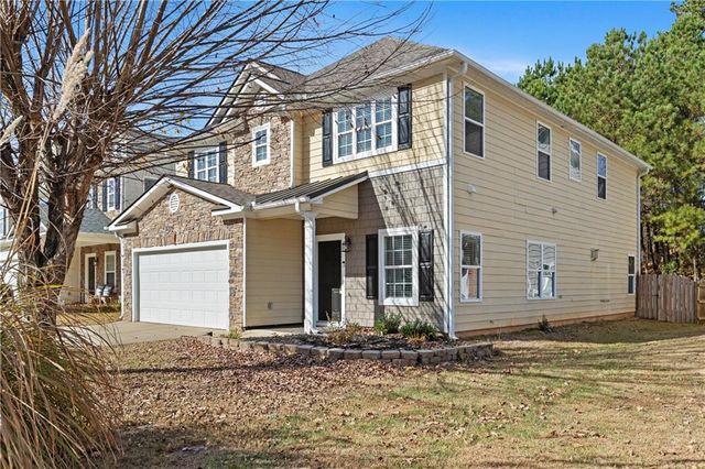 375 Parkmont Way, Dallas, GA 30132