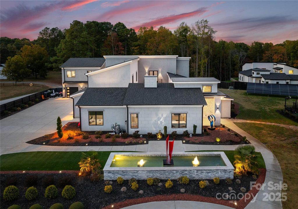 15700 Youngblood Road, Charlotte, NC 28278