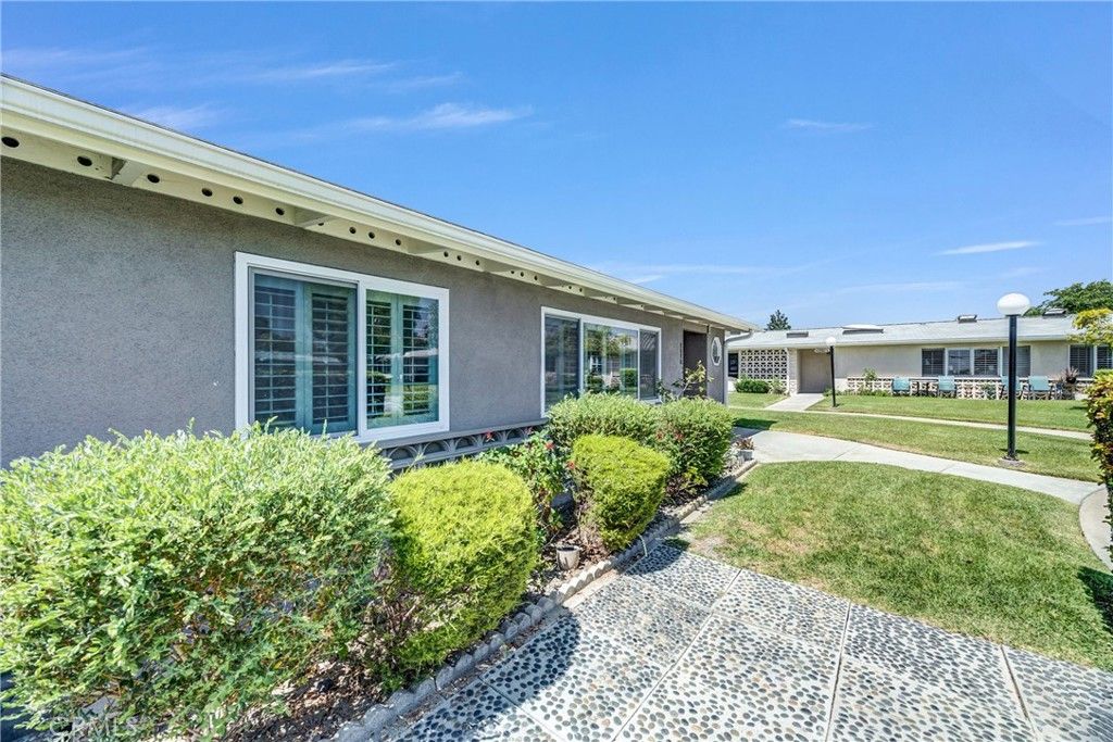 1491 Interlachen Road M10-257G, Seal Beach, CA 90740 — photo 3