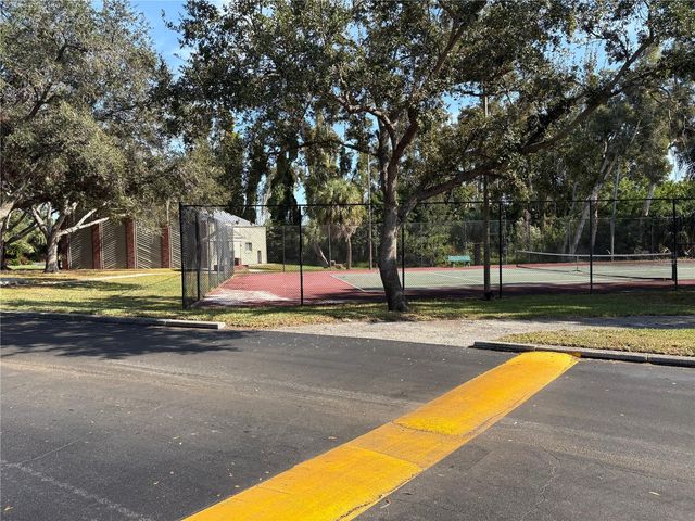 9100 DR MARTIN LUTHER KING JR STREET N 107, St Petersburg, FL 33702