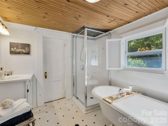 289 Carson Street, Tryon, NC 28782