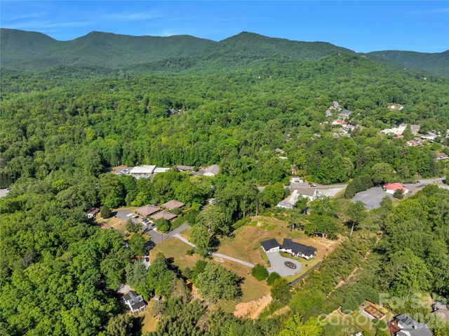289 Carson Street, Tryon, NC 28782