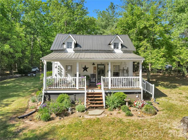 289 Carson Street, Tryon, NC 28782