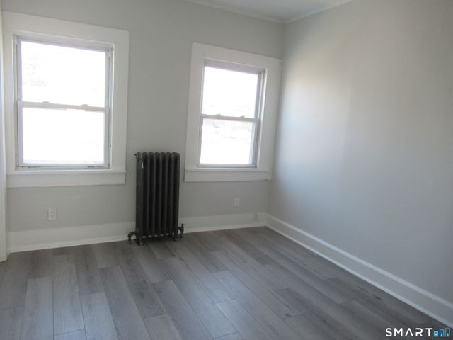 81 Jetland Street 2, Bridgeport, CT 06605