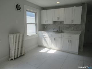 81 Jetland Street 2, Bridgeport, CT 06605