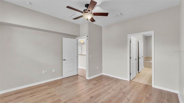 6528 SEDGEFORD DRIVE, Lakeland, FL 33811