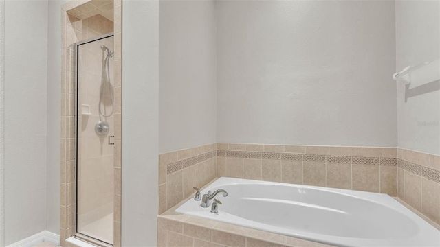 6528 SEDGEFORD DRIVE, Lakeland, FL 33811