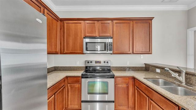 6528 SEDGEFORD DRIVE, Lakeland, FL 33811