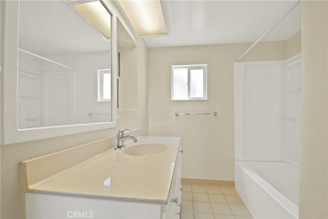 3046 S Kerckhoff, San Pedro, CA 90731