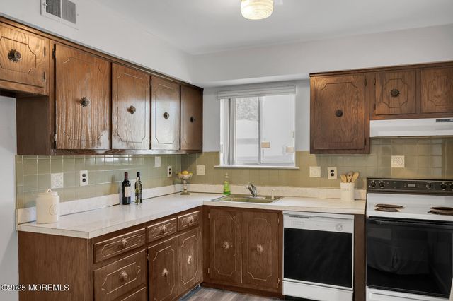 16 Moak Drive, Hazlet, NJ 07730