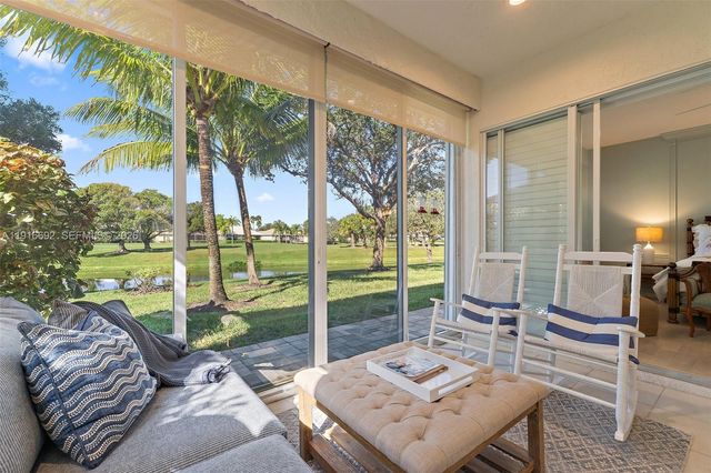 1832 SW Willowbend Ln, Palm City, FL 34990