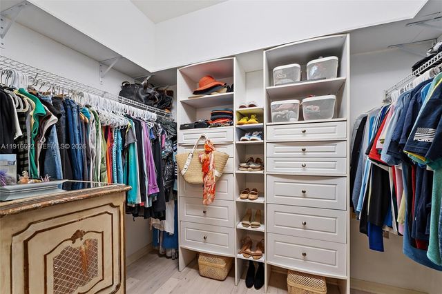 1832 SW Willowbend Ln, Palm City, FL 34990