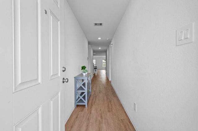 18107 Rockvine Drive, Hockley, TX 77447