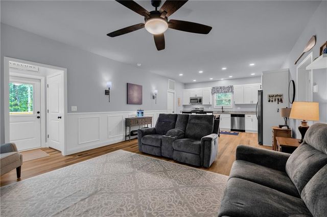 397 Normandy Trail, Lavonia, GA 30553