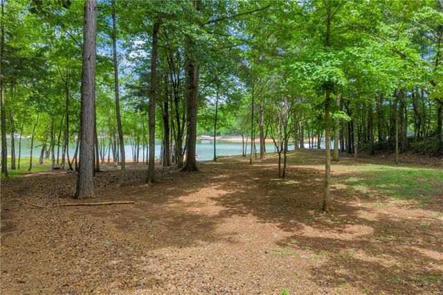 397 Normandy Trail, Lavonia, GA 30553