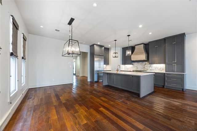 926 Nicholson Street, Houston, TX 77008