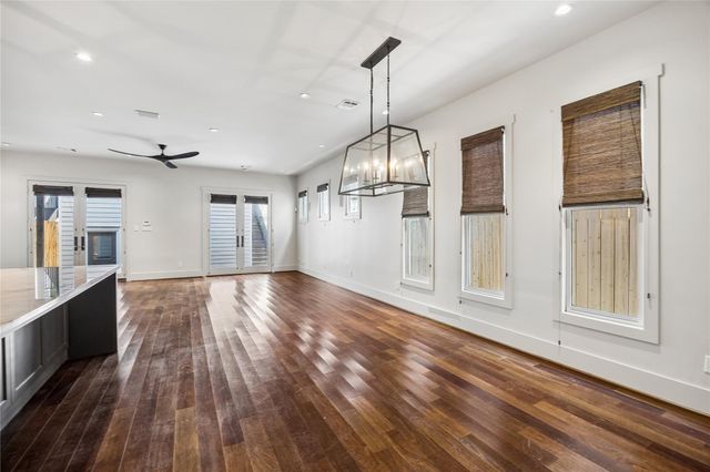 926 Nicholson Street, Houston, TX 77008