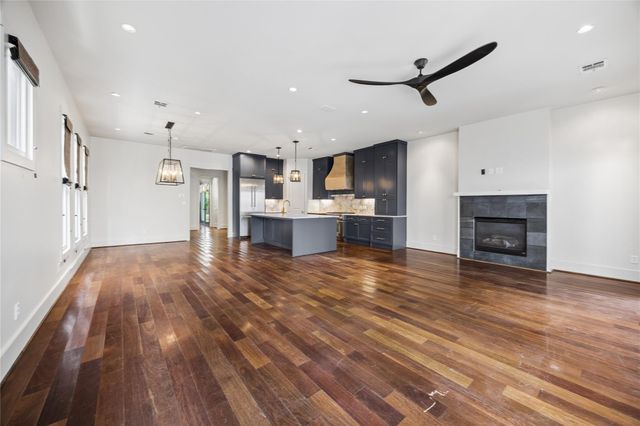 926 Nicholson Street, Houston, TX 77008