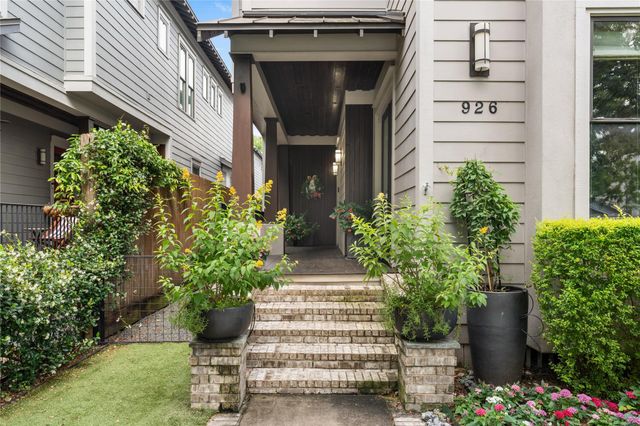 926 Nicholson Street, Houston, TX 77008