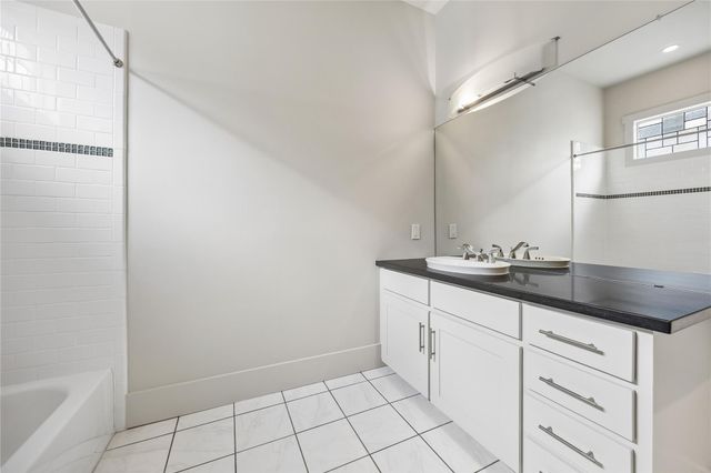 926 Nicholson Street, Houston, TX 77008