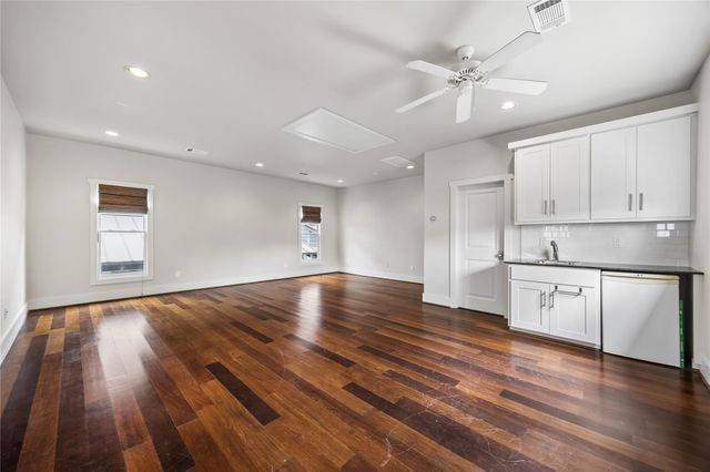 926 Nicholson Street, Houston, TX 77008