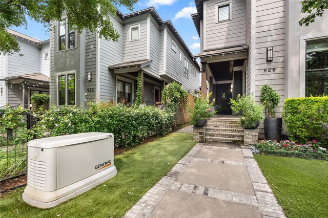 926 Nicholson Street, Houston, TX 77008