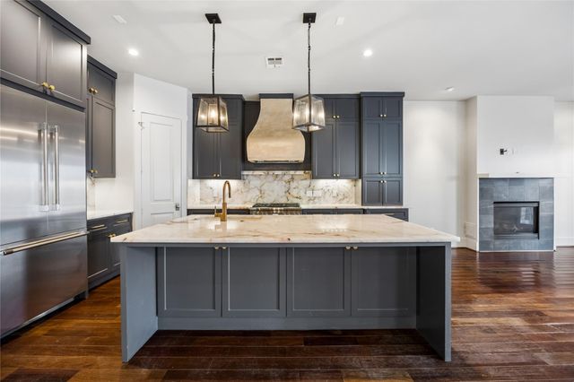 926 Nicholson Street, Houston, TX 77008
