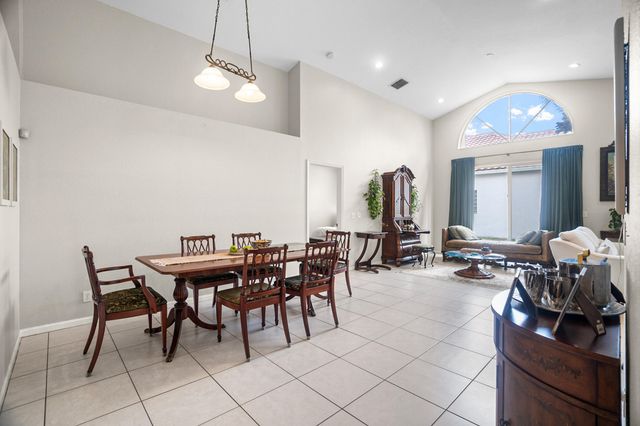 2110 NW 48th Avenue, Coconut Creek, FL 33063