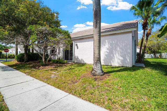 2110 NW 48th Avenue, Coconut Creek, FL 33063