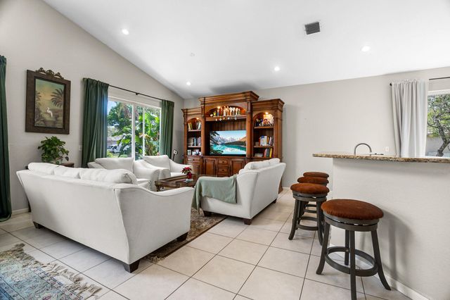 2110 NW 48th Avenue, Coconut Creek, FL 33063