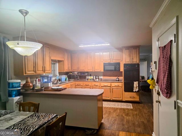 270 South Drive, Hampton, GA 30228