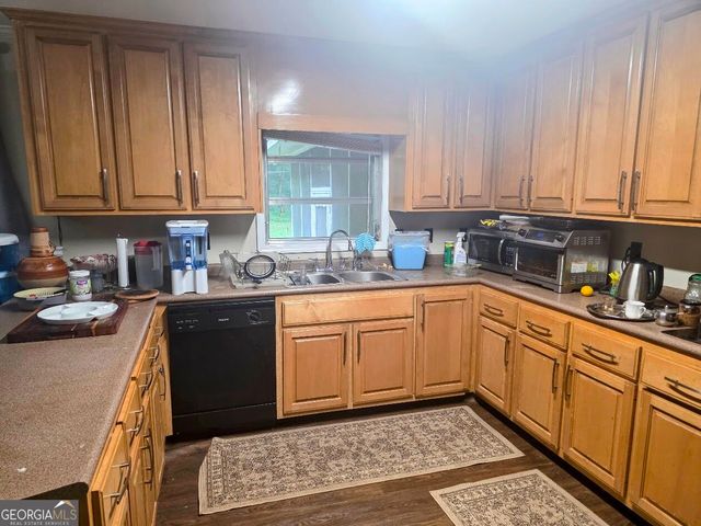 270 South Drive, Hampton, GA 30228
