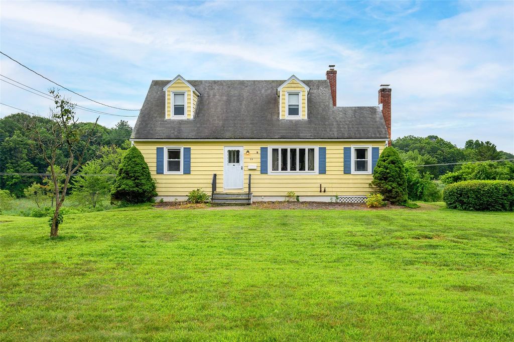 33 Grandview Avenue, Pawling, NY 12564