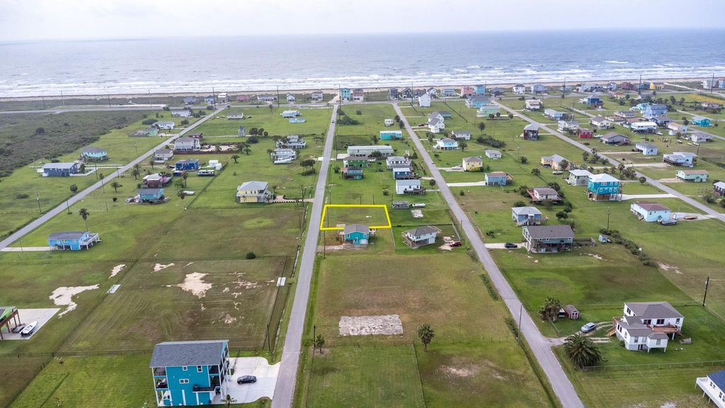 4016 2nd Street, Galveston, TX 77554