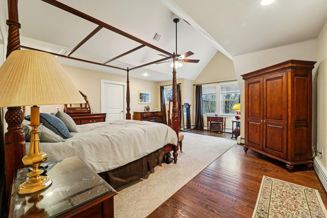 25 Navajo Trail, Sloatsburg, NY 10974