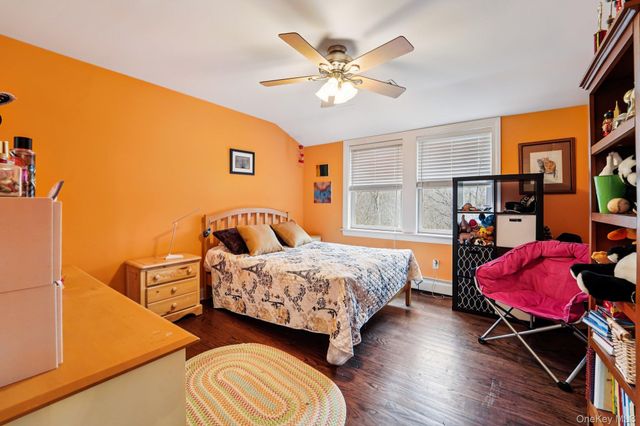 25 Navajo Trail, Sloatsburg, NY 10974