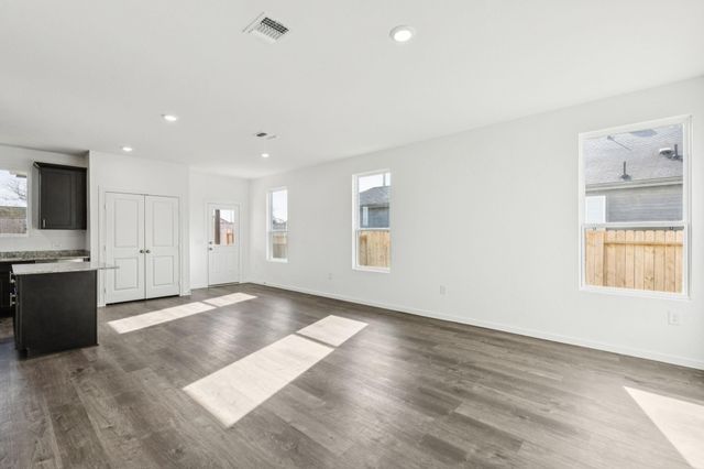 311 Ruby Ford Drive, Baytown, TX 77523