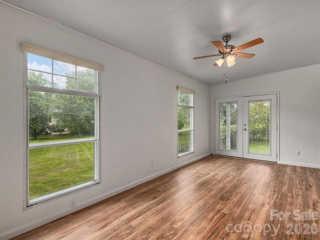 260 Divide Loop, Flat Rock, NC 28731
