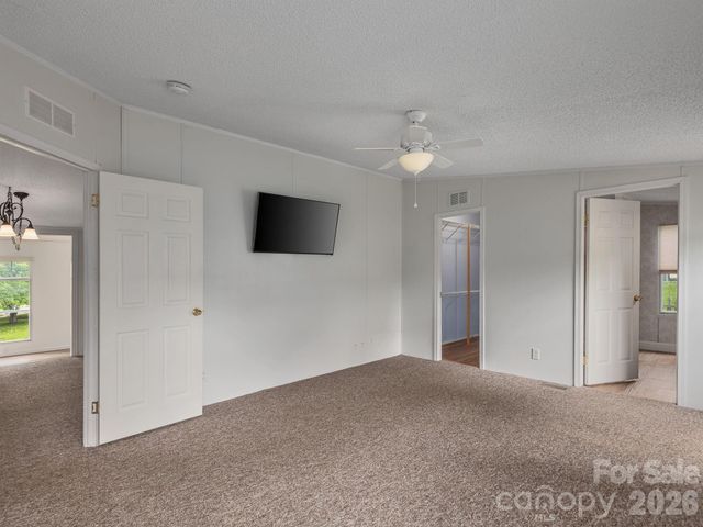 260 Divide Loop, Flat Rock, NC 28731
