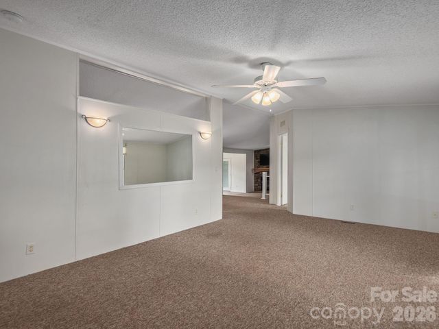 260 Divide Loop, Flat Rock, NC 28731