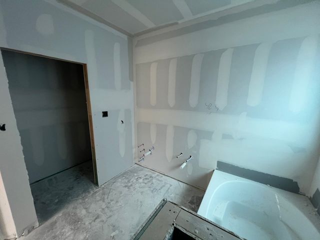 549 Waterford Park Boulevard, Weatherford, TX 76087