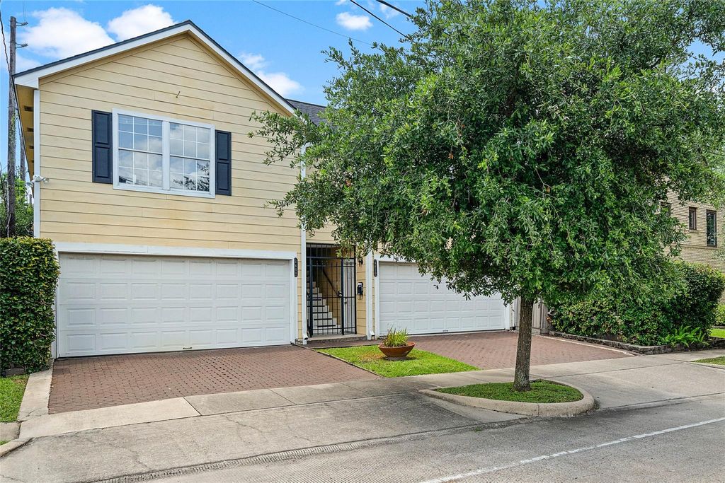 4608 Woodhead Street, Houston, TX 77098